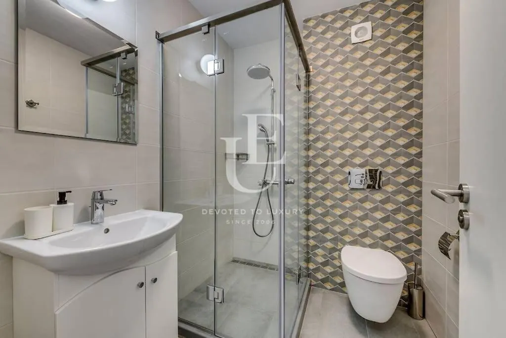 New York: A Spacious Modern Apartment With Parking Sófia 0*,  Bulgária